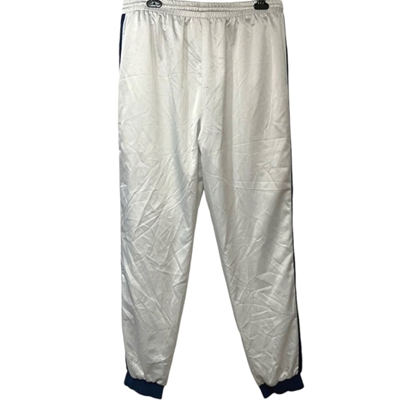 K Jordan Women's Striped Joggers, White/Blue, Size XL - Picture 2 of 9